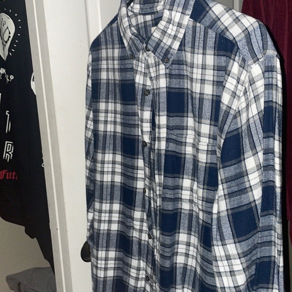 At johns bay (M) Blue/white flannel - Picture 2 of 4